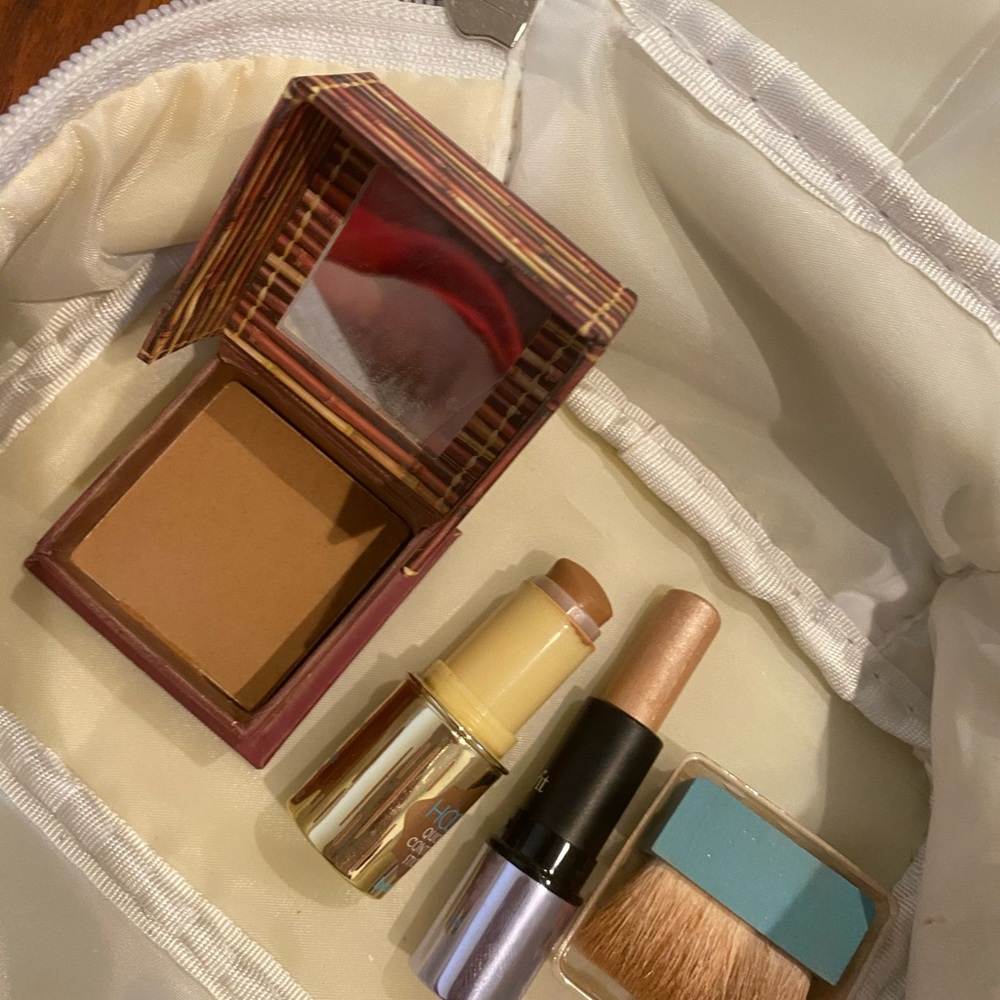 Benefit bundle - Picture 2 of 8